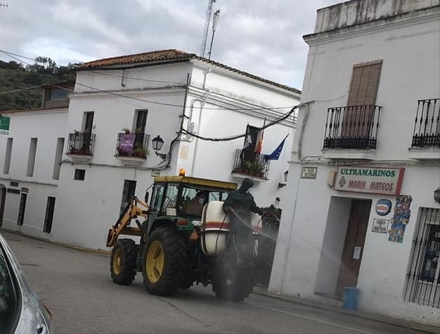 Mañana viernes volverán las tareas de desinfección de calles y mobiliario urbano en Cabeza la Vaca