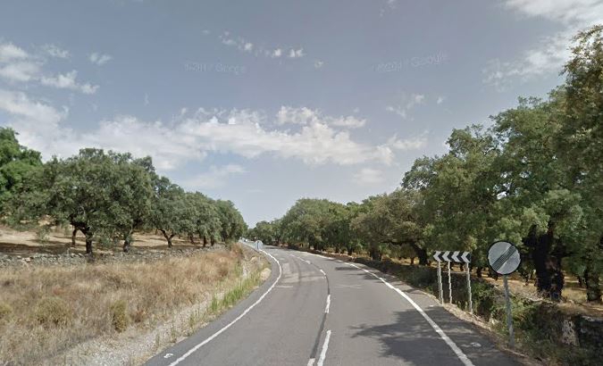 La Junta licita por 96.534 euros la rehabilitación superficial de la carretera EX-201, desde Segura de León al límite provincial con Huelva