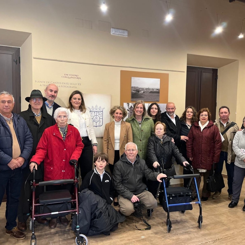 Fuente de Cantos revive su historia a través de la fotografía con una exposición dedicada a Sánchez Cordero y Gordillo