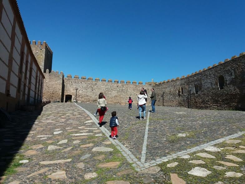 119 personas visitaron el Castillo de Segura de León el pasado puente de San José
