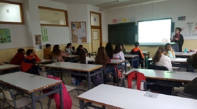 Alumnas y alumnos del IES `Juan Calero de Monesterio han participado en talleres de Educación del Consumidor