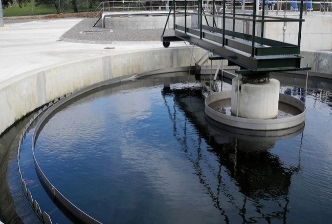 La depuradora de Fuentes de León limpió 207 millones de litros de agua residual durante 2019