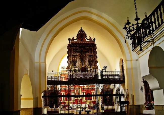 Segura de León reabre algunos servicios municipales y lugares de culto religioso