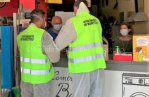 El servicio de desinfección municipal con ozono llega a 100 empresas de Monesterio