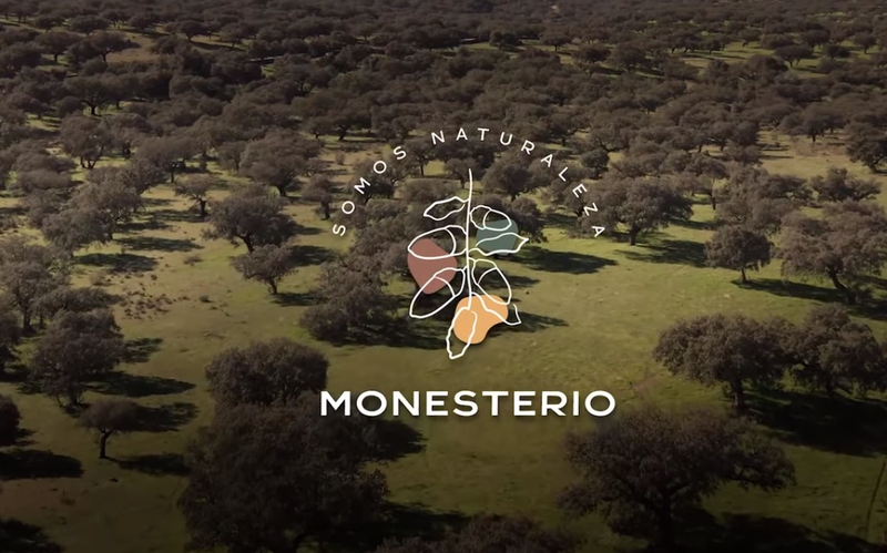 Mario Zorrilla y Emma Caballero protagonizan el corto `Monesterio. Somos Naturaleza para incentivar el turismo rural