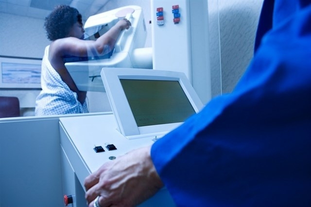 Las unidades móviles de mamografías se desplazarán a Monesterio, Calera de León, Bienvenida y Montemolín en enero