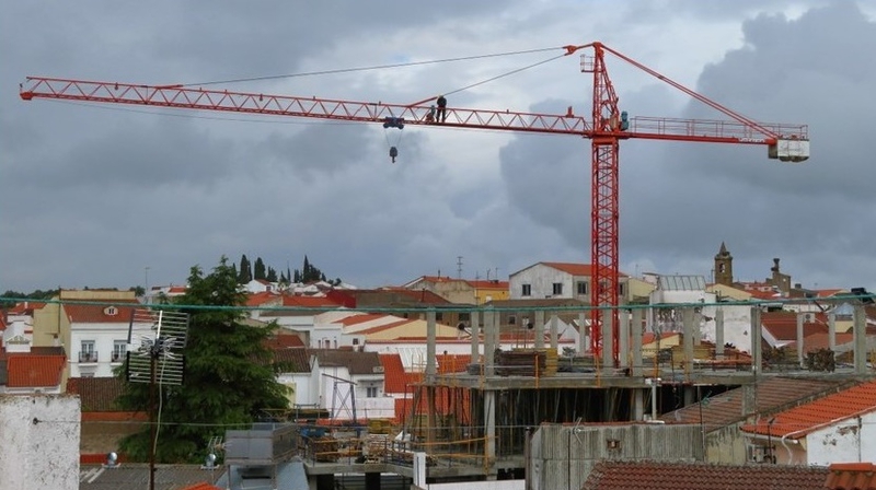 El Ayuntamiento de Monesterio otorgó 75 licencias de obras más en 2021 que en el año anterior