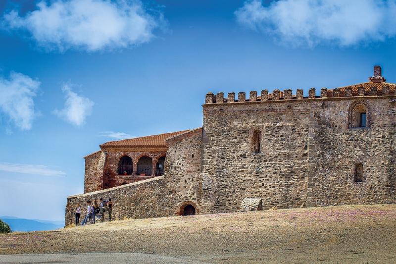 La Diputación presenta el Plan de Sostenibilidad Turística Sierra Suroeste-Tentudía ante la Junta de Extremadura