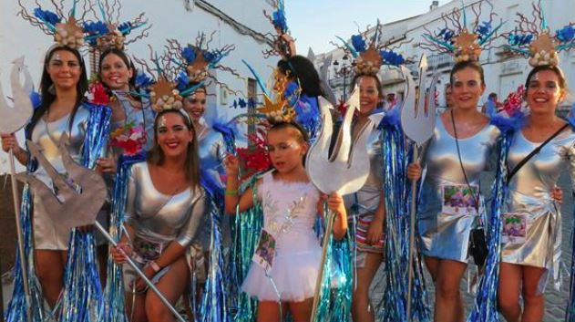 Desfile, concursos y música en el `Carnaval de Verano de Monesterio