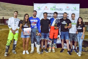 Unos 800 espectadores disfrutaron del Campeonato Extremeo de Enduro Indoor en Higuera la Real