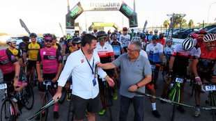 La Ruta Cicloturista `Jamón de Monesterio´ congregó a más de 200 participantes de toda España