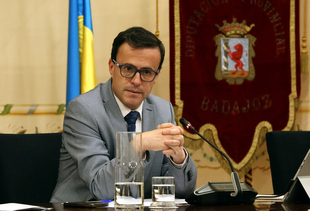 El presidente de la Diputacin felicita a todos los que hicieron posible que el Da de la Provincia en Monesterio fuera un xito
