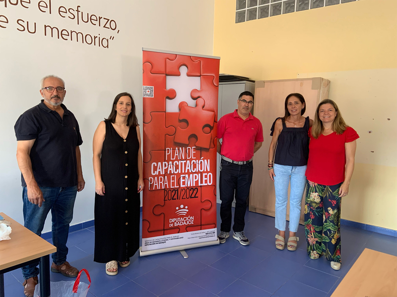 Inicia en Monesterio la acción formativa `Elaboración de productos cárnicos frescos� impulsada por Diputación de Badajoz