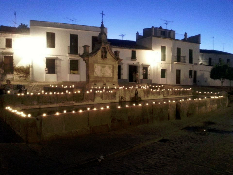 Más de seis mil velas iluminarán la `Noche en Blanco de Fregenal de la Sierra