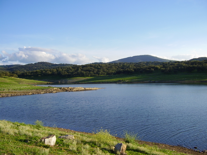 El pantano de Tentudía se sitúa al 40% de su capacidad tras las intensas lluvias de la Semana Santa