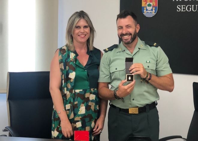 El Ayuntamiento de Segura de León rinde homenaje a D. Juan María Robledo tras su ascenso a Teniente de la Guardia Civil