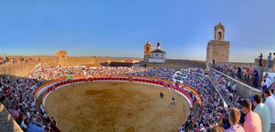 Morante, Ayuntamiento de Fregenal de la Sierra y el Club Taurino Extremeño de Badajoz, galardonados con los Premios Extremadura a la Tauromaquia 2024