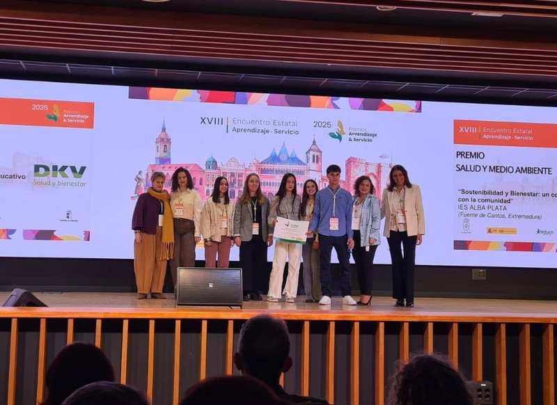 El IES Alba Plata de Fuente de Cantos galardonado en la categoría Salud y Medio Ambiente en los Premios Aprendizaje-Servicio 2025