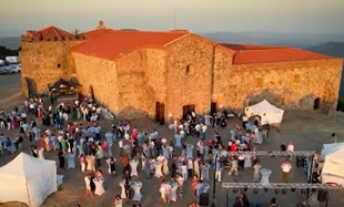 Presentado el vídeo `Siente y disfruta la gastronomía de Tentudía´ en Fitur 2026