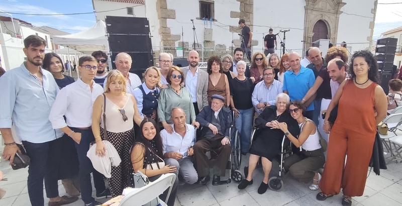 Tentudía celebra 50 años de unión y compromiso con su comarca